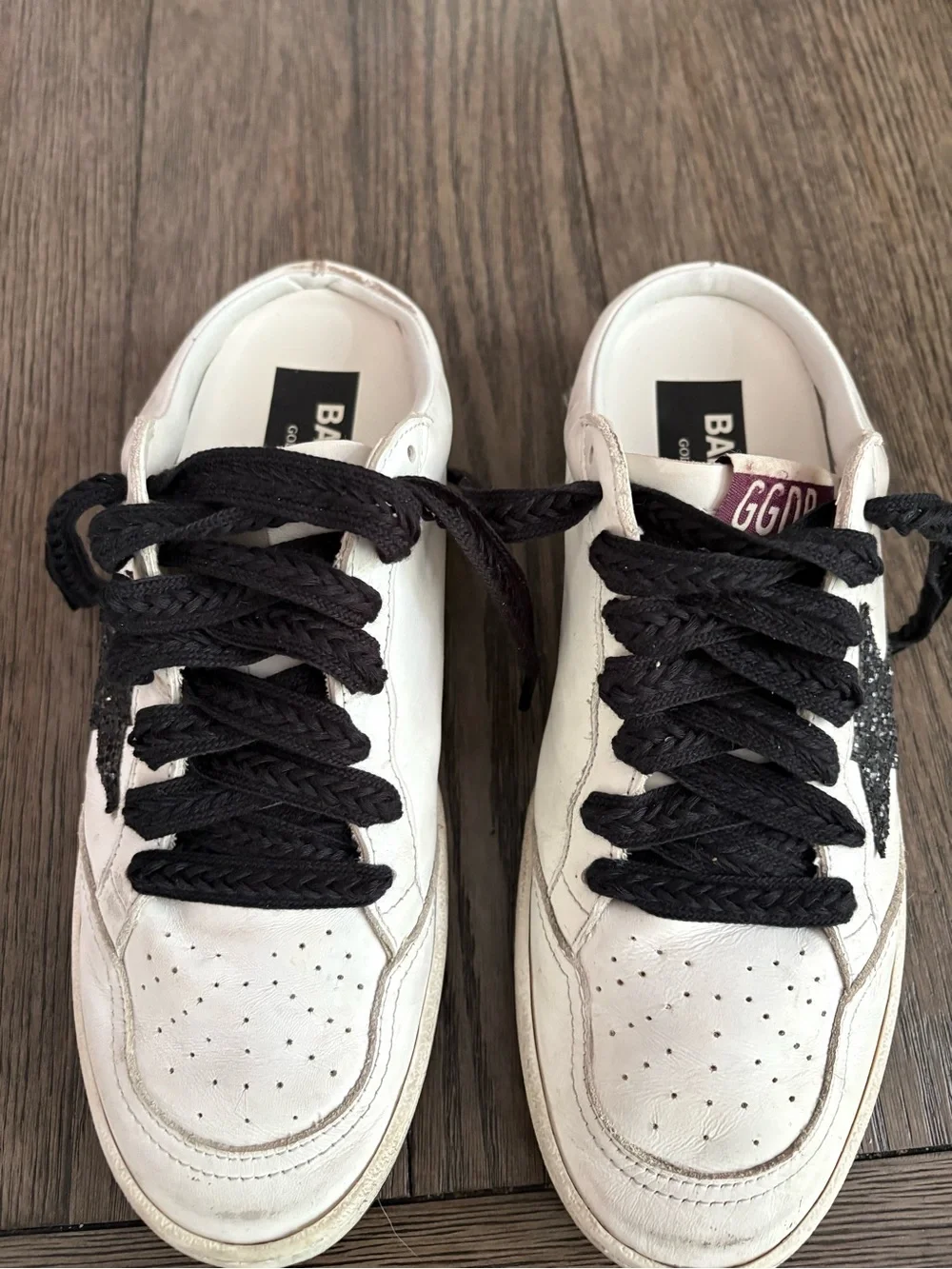 Golden Goose White Leather Low-Top Sneakers with Black Star